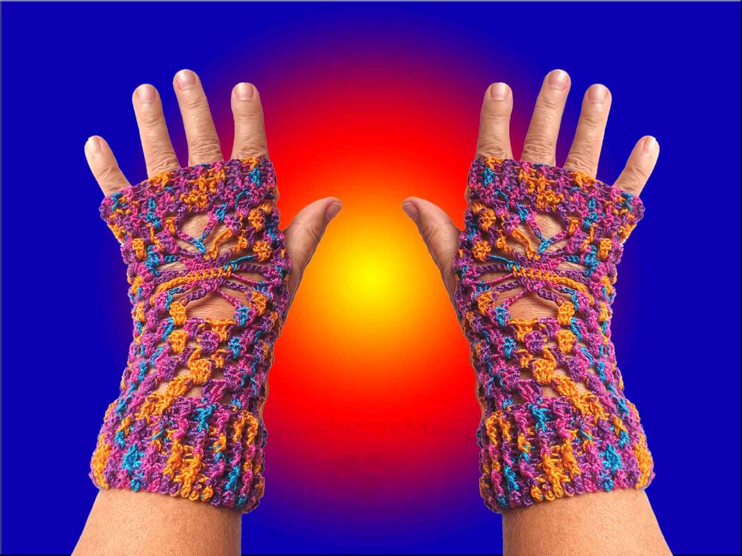 Pulswärmer Handstulpen „SPIDER“ Spinnwebenmuster Granny-Muster Halloween - Bild 5