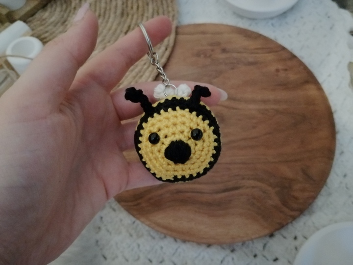 Häkelanleitung Hummel, Amigurumi häkeln, Schlüsselanhänger, Hummel häkeln