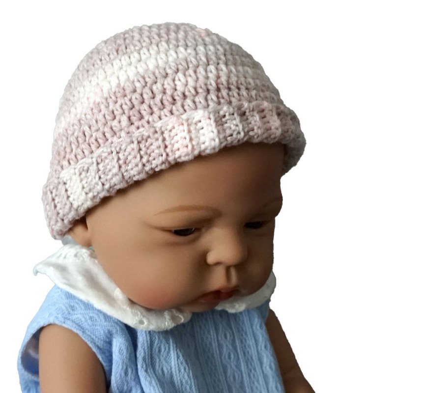 Crochet pattern: doll beanie!