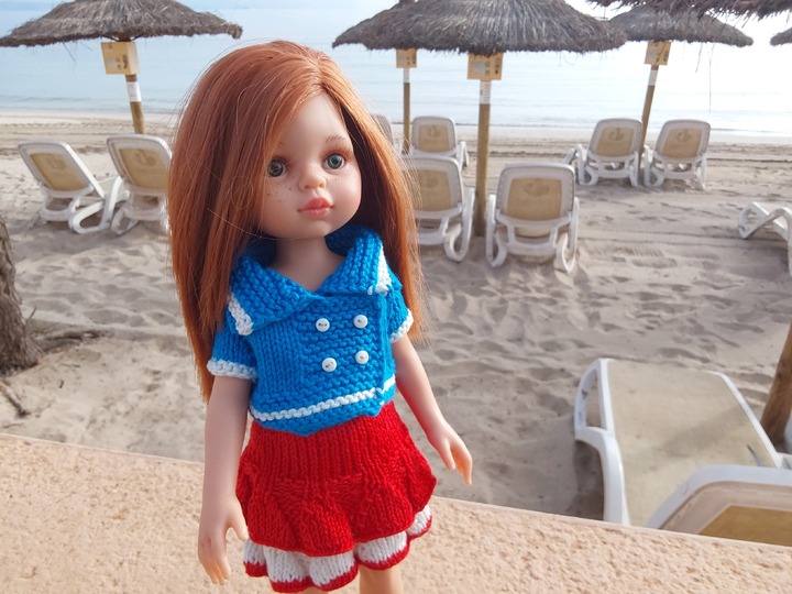 12-inch Dolls Shirt and Skirt Knitting Pattern