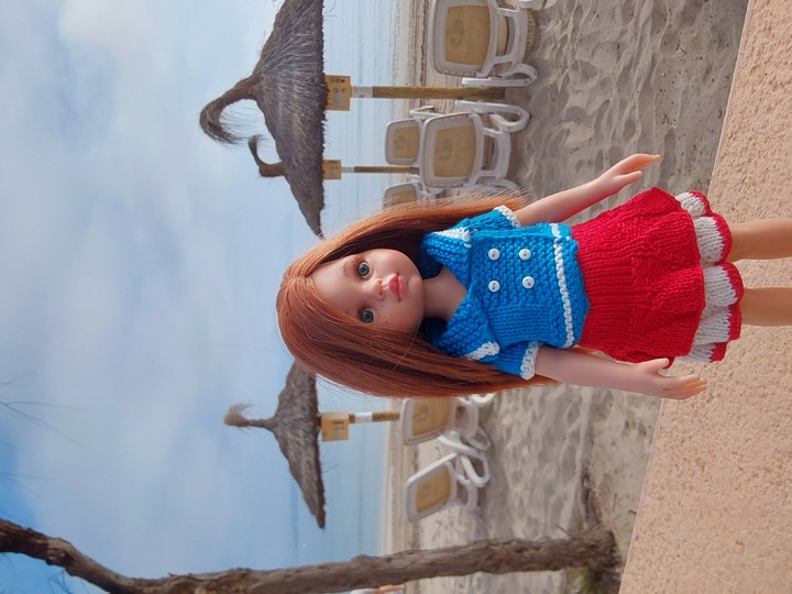 12-inch Dolls Shirt and Skirt Knitting Pattern