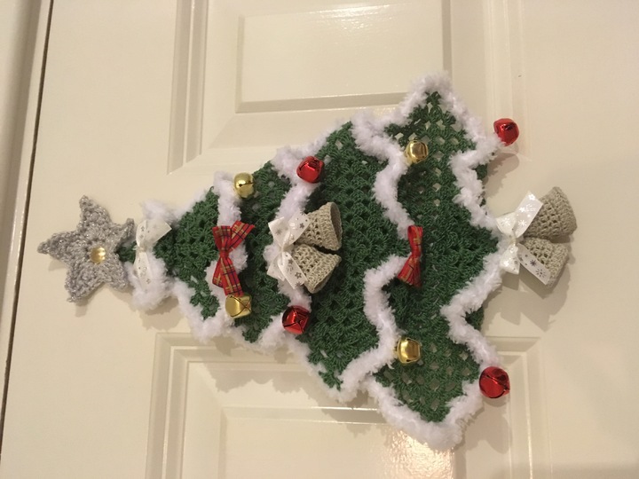 Granny Square Christmas Tree Decoration (UK & US terminology)