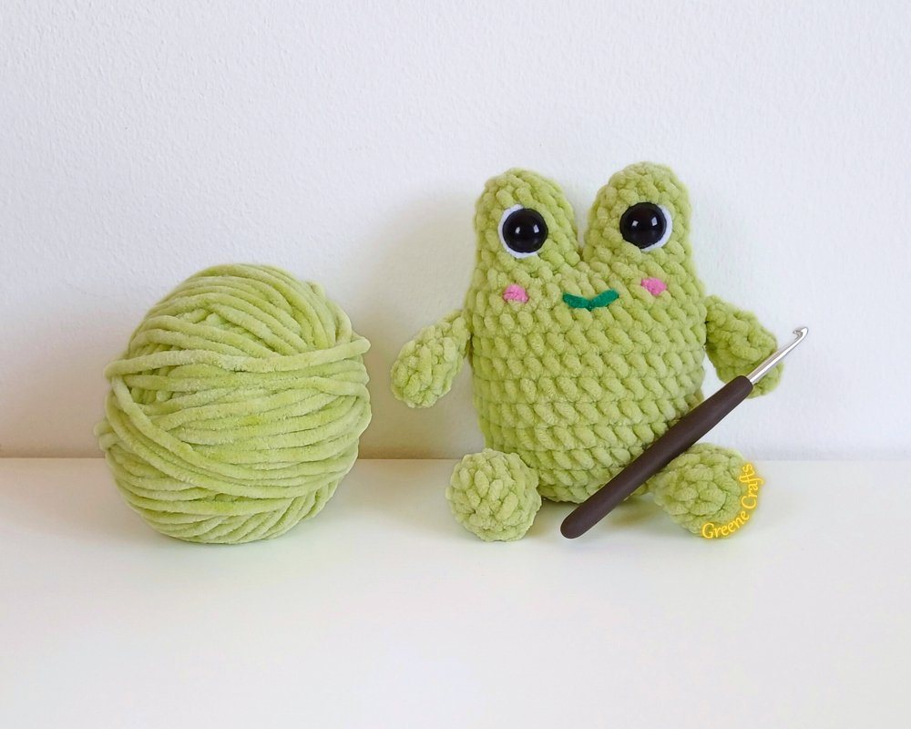 Chubby Frog Plush Toy - No Sew Crochet Pattern for Beginners - Image 9