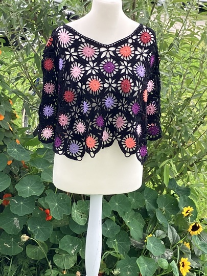 Poncho mit oder ohne Ärmel  - ein Feuerwerk - Häkelanleitung