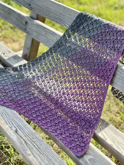 Häkelanleitung Dreieckstuch "Schwertlilie"