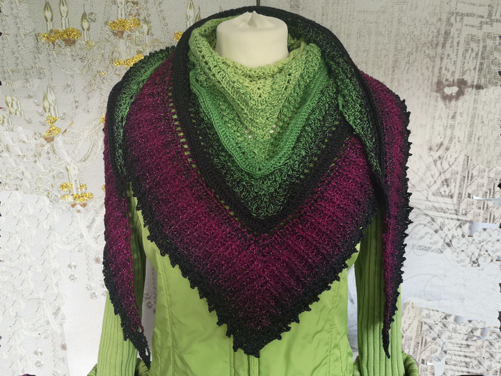 Häkelanleitung Dreieckstuch Walpurgisnacht