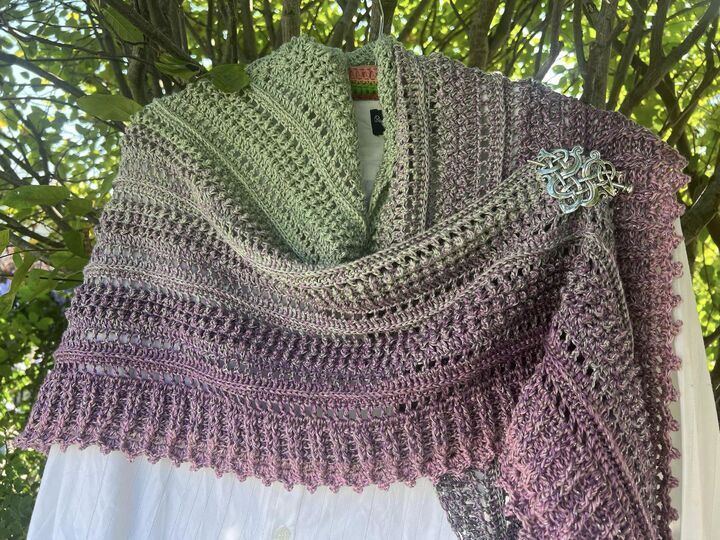 Häkelanleitung Dreieckstuch Walpurgisnacht