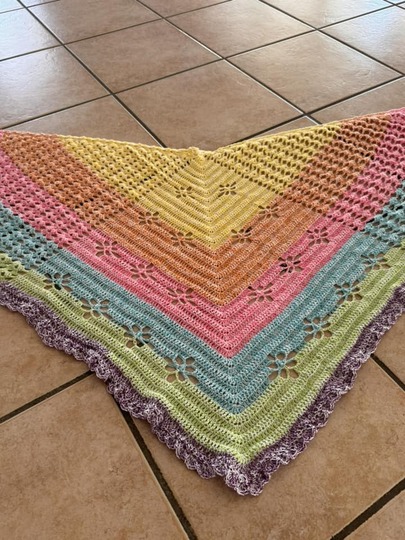 Dreieckstuch Blumenflügel häkeln