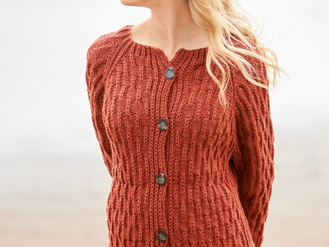 Raglanjacke mit Strukturmuster in Terracottabraun