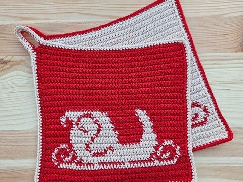 Häkelanleitun Topflappen Schlitten