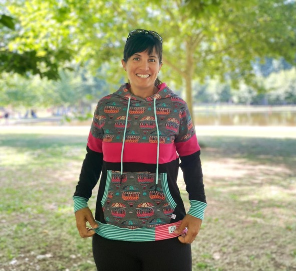 Ebook Colorblocking Hoodie ENINGEN Gr. 34-56