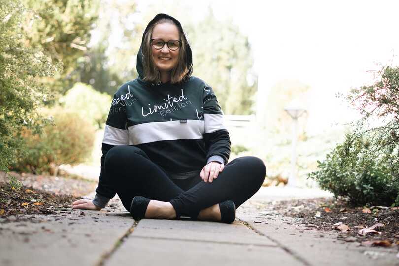 Ebook Colorblocking Hoodie ENINGEN Gr. 34-56