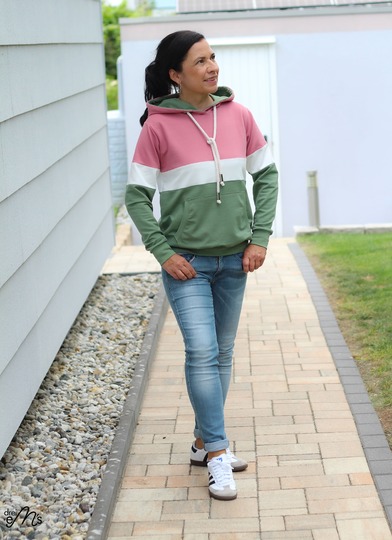 Ebook Colorblocking Hoodie ENINGEN Gr. 34-56