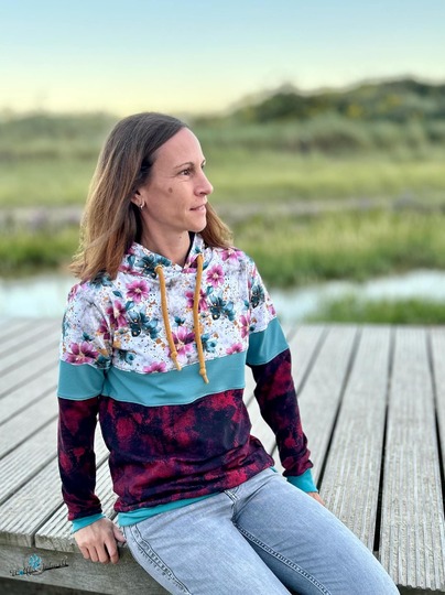 Ebook Colorblocking Hoodie ENINGEN Gr. 34-56