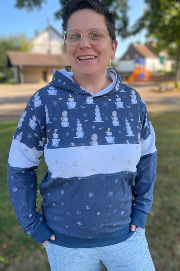 Ebook Colorblocking Hoodie ENINGEN Gr. 34-56