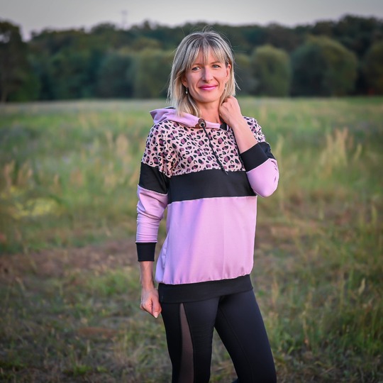 Ebook Colorblocking Hoodie ENINGEN Gr. 34-56