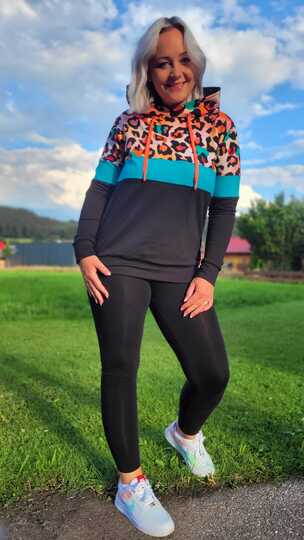 Ebook Colorblocking Hoodie ENINGEN Gr. 34-56