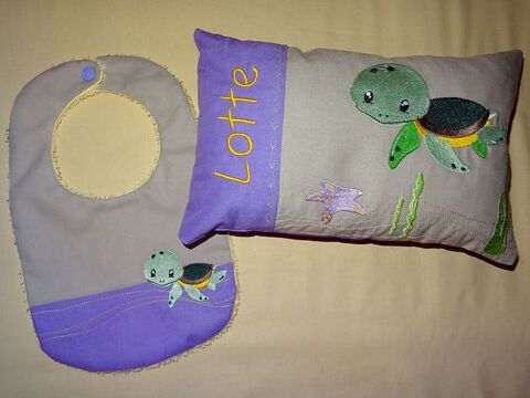 Stickdatei - Schildkröte Kissen und Lätzchen SET ITH