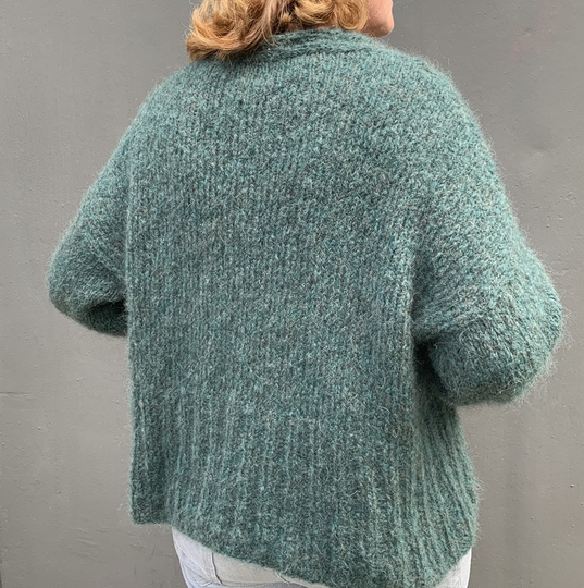 Strickanleitung Strickjacke Vanessa Größe 36 – 48