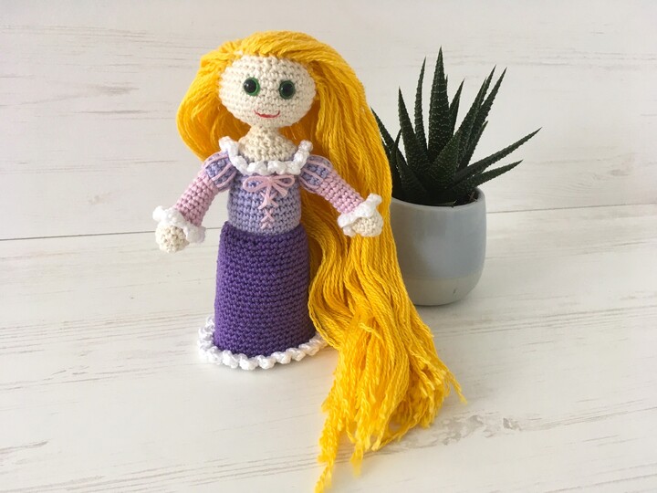 Häkelanleitung Amigurumi Lolita