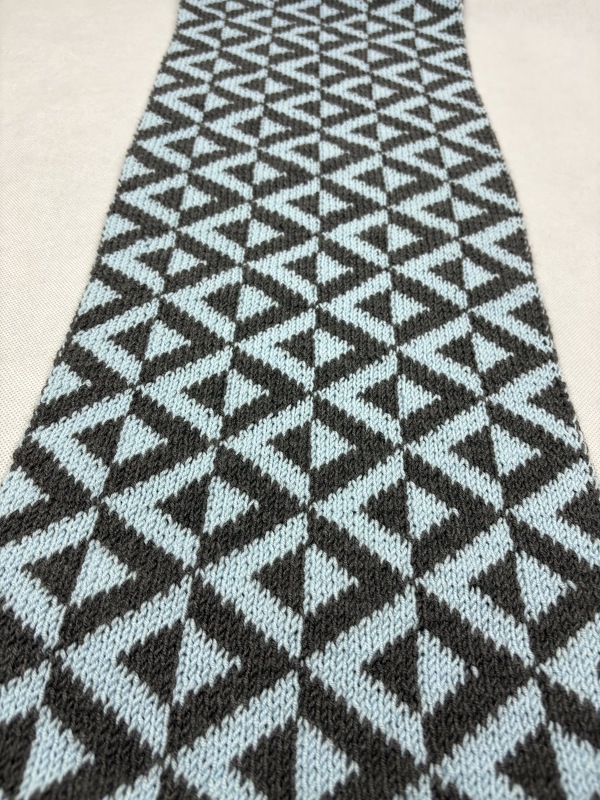 Scarf «Reflections» - A Double Knitting Pattern - Image 8