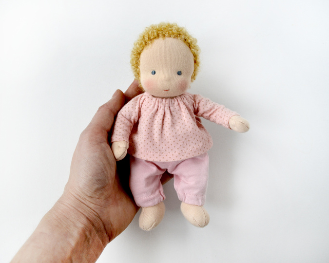 DIY Waldorf baby doll 7 inch (18 cm) tall. PDF sewing pattern and tutorial