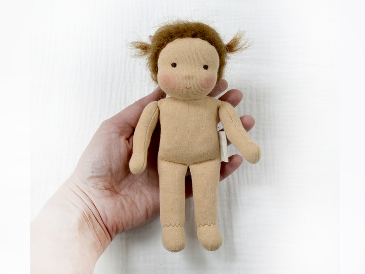 DIY Waldorf classic doll 7 inch/18 cm tall. PDF sewing pattern and tutorial