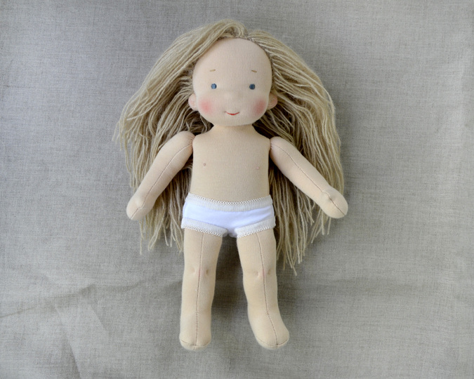 DIY Waldorf doll 11''/28cm tall. PDF pattern and tutorial.