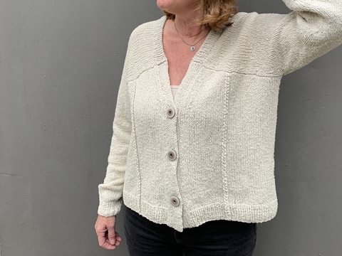 Strickanleitung Strickjacke Mika Größe 36 – 46