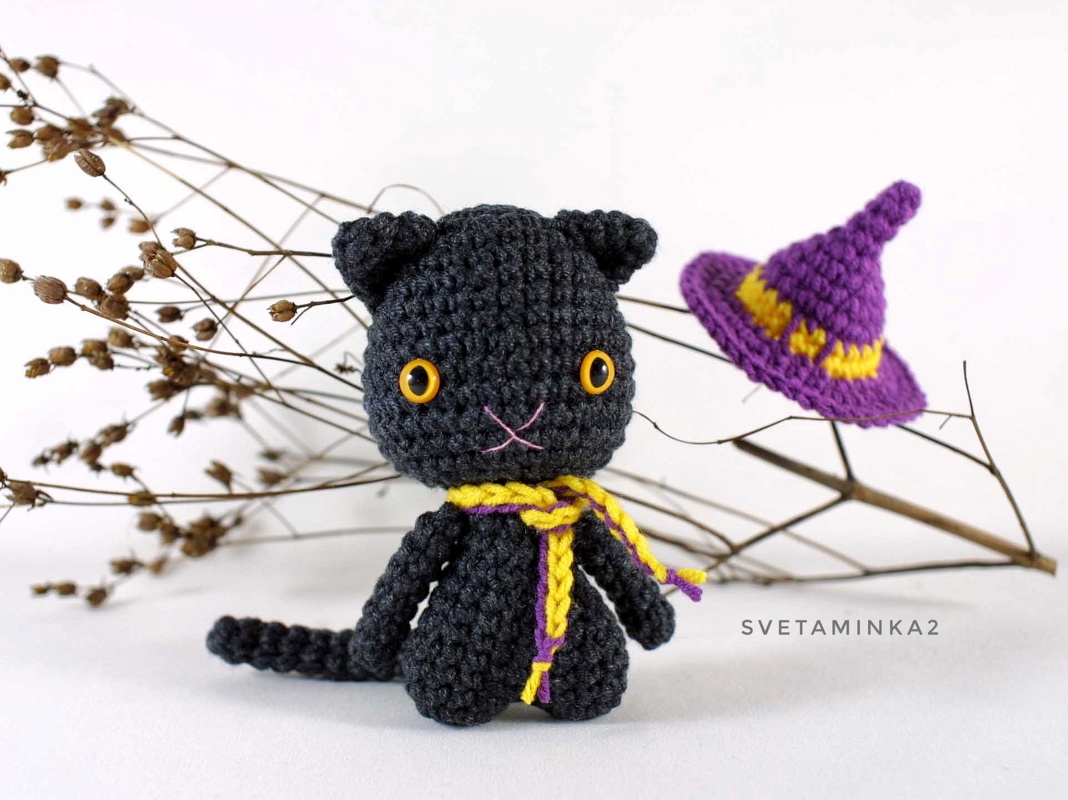 Crochet Halloween Pattern Amigurumi Witch Doll and Blac Cat in pointed hat - Image 4