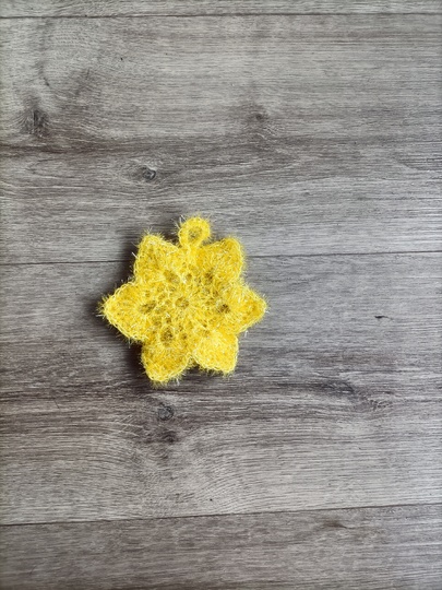 Häkelanleitung für einen Spül - oder Badeschwamm " Stern"