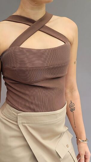 Top 313, Schnittmuster A4 / A0, Größe 34 - 50, rückenfrei, Trägertop