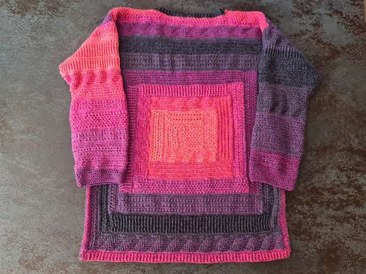 Frauhohmanns "Würfelpulli No. 1 - Quadratissimo"