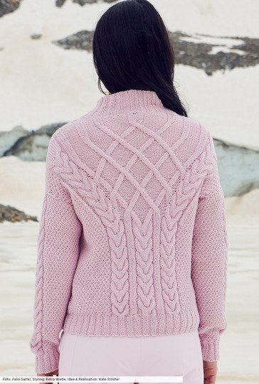 Mustermixpulli mit Perlmusterstrukturen, Zopfstreifen und Rautenpasse