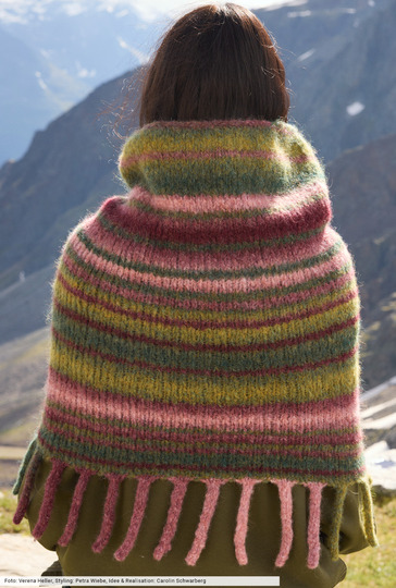 Loop im Farbverlauf mit Fransen