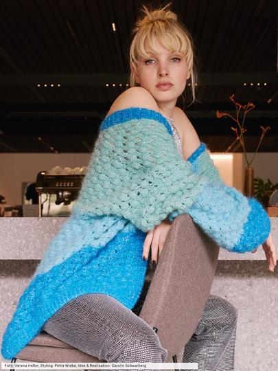 Gestreifte Jacke mit glitzerndem Beilaufgarn