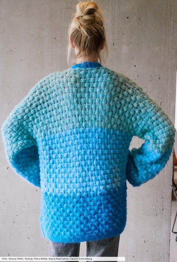 Gestreifte Jacke mit glitzerndem Beilaufgarn