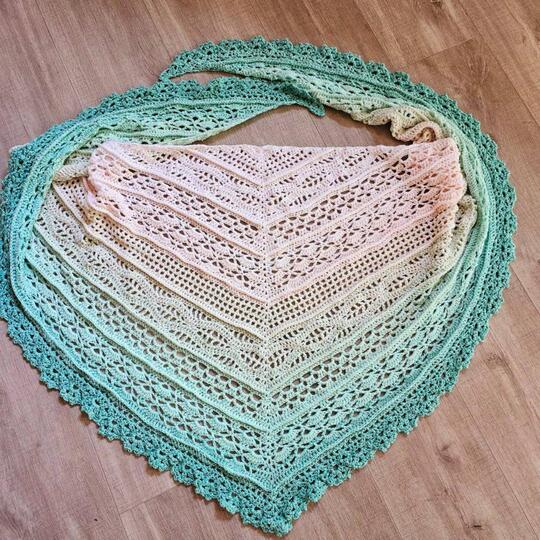 Häkelanleitung Tuch "Julie" flach