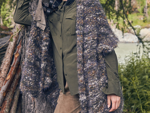 Weste aus Bouclégarn