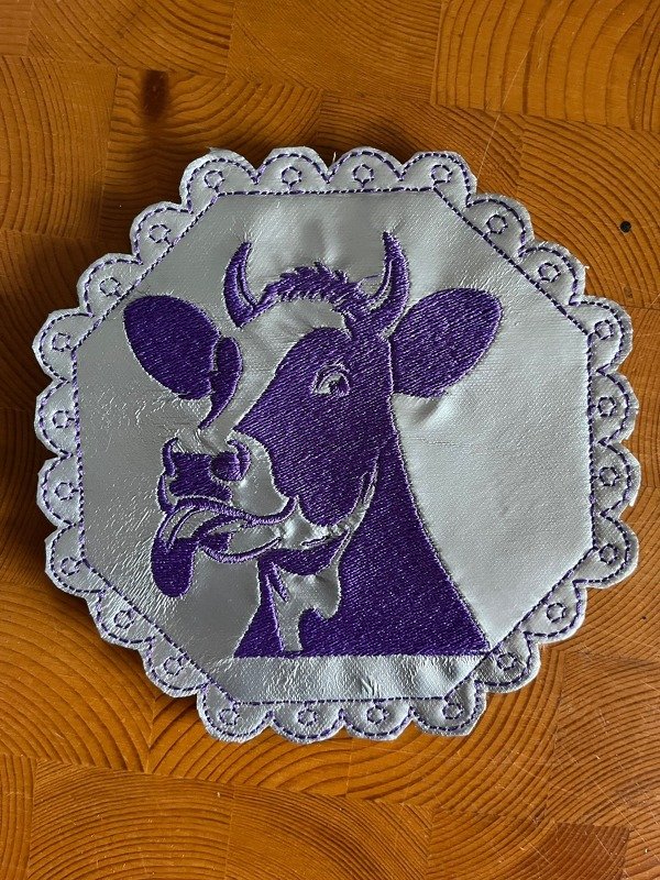 Stickdatei - Freche Kuh - 2 Größen - Bild 8