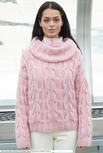 Zopfmusterpulli in Oversize