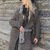 Longjacke mit Felltasche