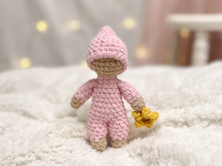 Häkelanleitung Schlüsselanhänger | Schlafpuppe „Elia“