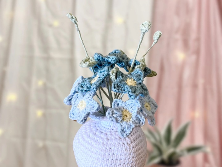 Häkelanleitung Blumenstrauß in Vase | Gänseblümchen