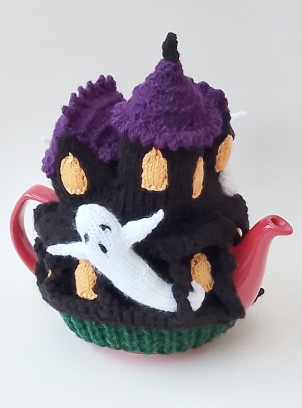 TeaCosyFolk's Haunted House Tea Cosy Knitting Pattern - Image 6