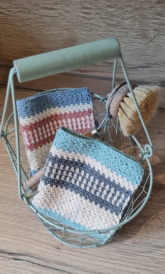 Anleitung für ein gehäkeltes Spültuch mit Streifenfolge