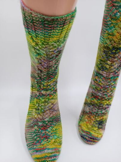 Sockenanleitung "The power of celtic", geeignet für Maschenzahlen 56 bis 72