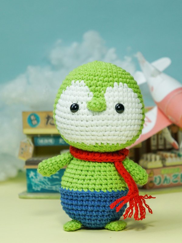 The green Penguin - Amigurumi the green penguin, crochet patten PDF