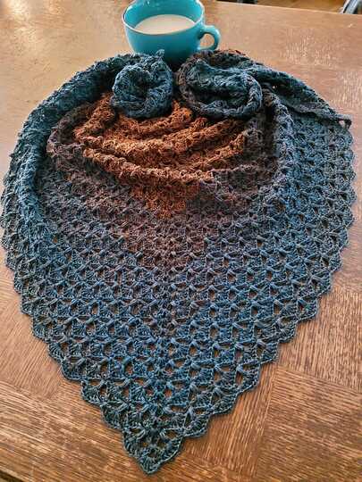 Häkelanleitung - Tuch "Yellena"