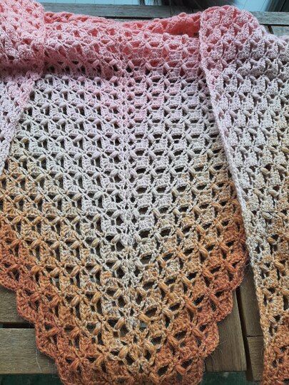 Häkelanleitung - Tuch "Yellena"